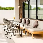 Artotel Casa Cikarang